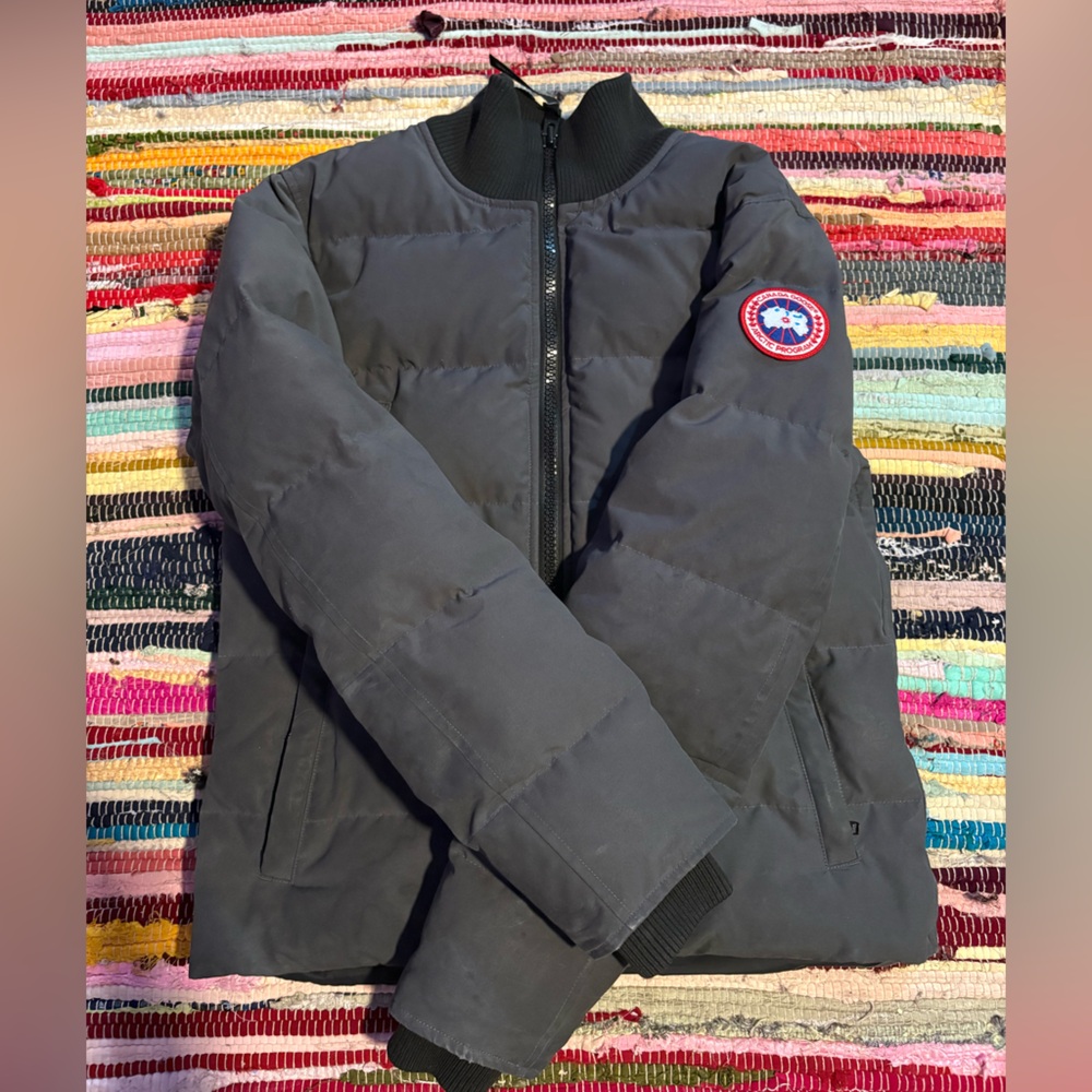 Canada Goose Men's Dark Gray Puffer Jacket